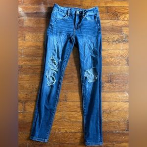 American eagle skinny jeans! Size 2!